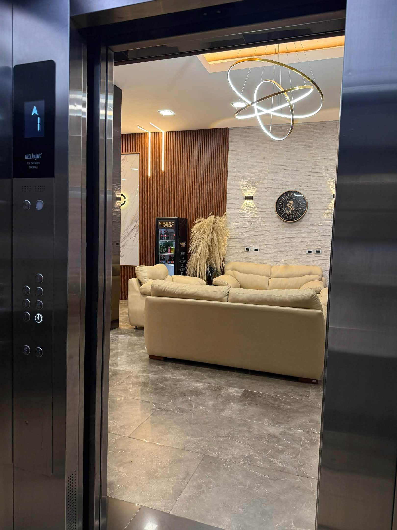 Fachada institucional MIRAGO HOTELS